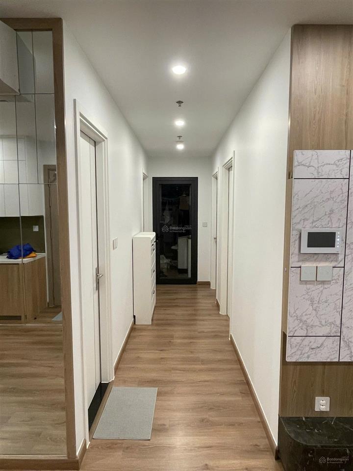 Bán nhanh căn 3pn 74.9m2, 5.8 tỷ, cc imperia  vinhomes smart city. (view bể bơi)