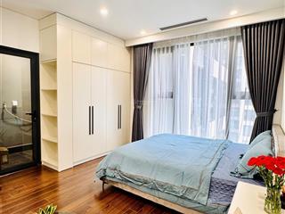 Chính chủ cắt lỗ căn studio 30,4m2 view nội khu, giá chỉ 2,3 tỷ full nội thất đẹp.  0975 982 ***
