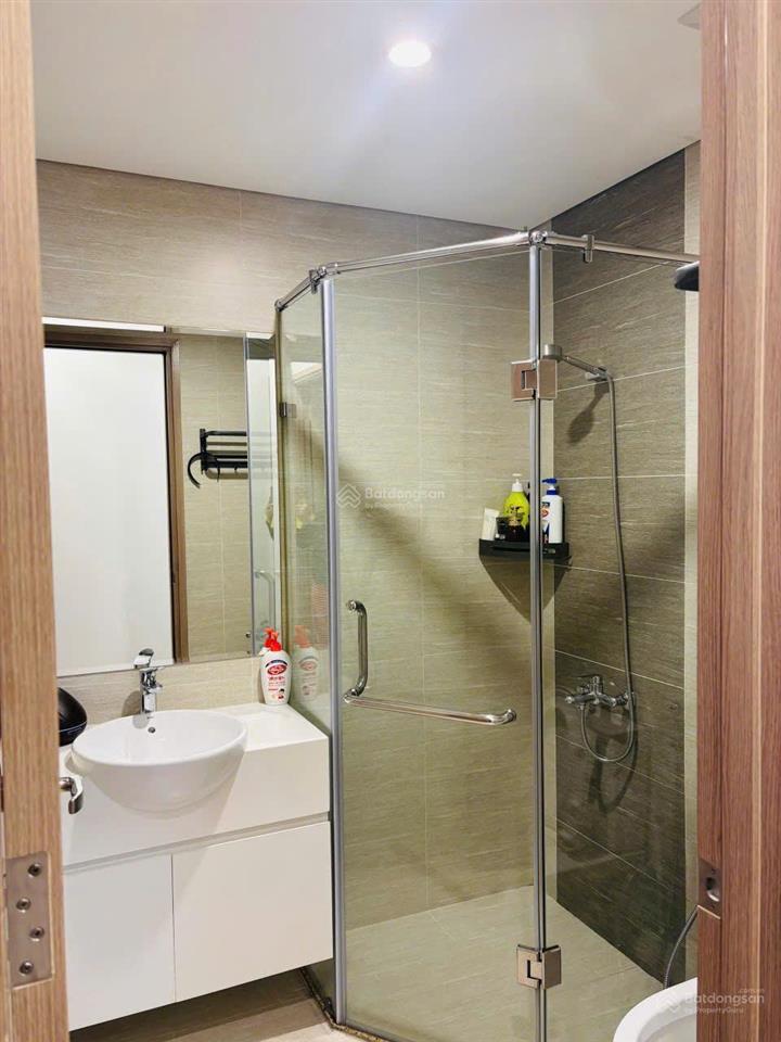 Chính chủ bán căn studio 32m², 2 tỷ 050, full nội thất mới đẹp, sẵn hđ thuê khách hàn 8,5 triệu