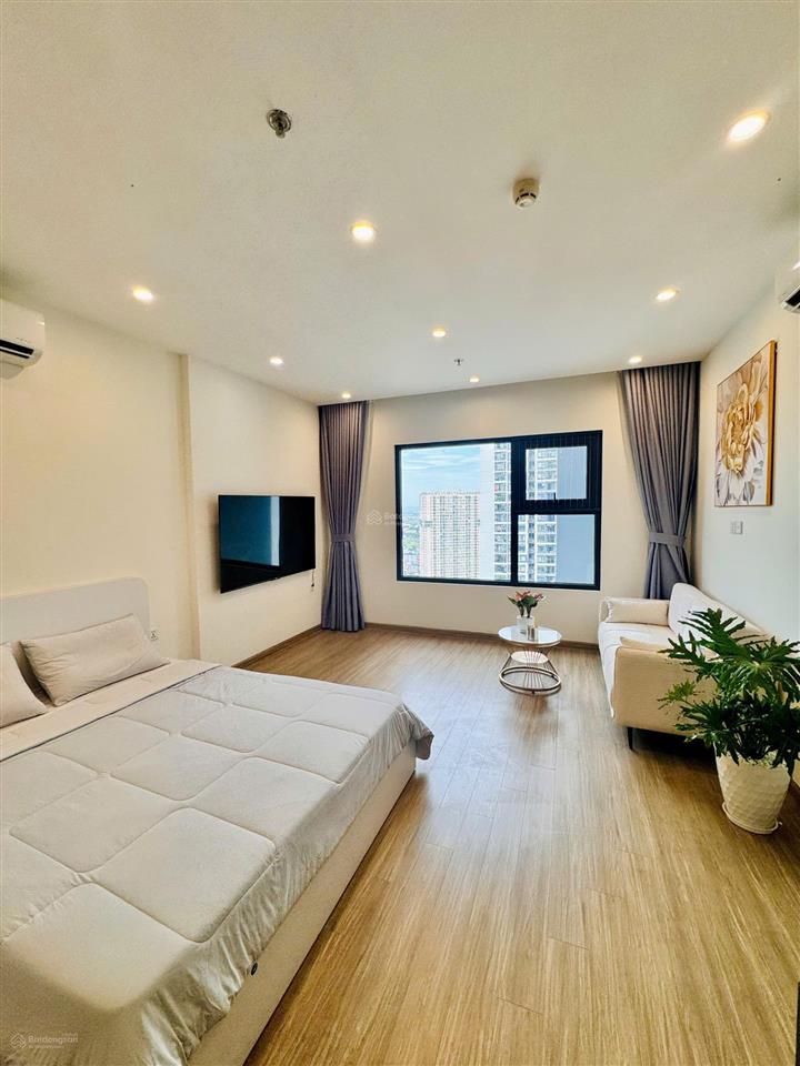 Chính chủ bán căn studio 32m², 2 tỷ 050, full nội thất mới đẹp, sẵn hđ thuê khách hàn 8,5 triệu