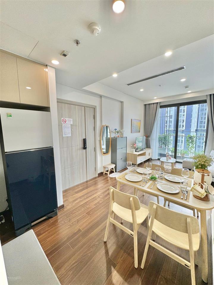Bán căn 2pn+, 63,72m² chỉ 4 tỷ 900 view hồ tòa a masteri  smart city.  chính chủ em thúy