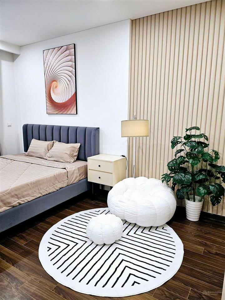 Chính chủ bán lỗ căn studio cao cấp masteri west hights, 30.4m2, 2 tỷ, full nội thất đẹp.