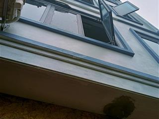 10,2 tỷ. gần công viên cầu giấy, nhà lô góc, 45m2x5 tầng, 5 ngủ. e 0982 851 ***