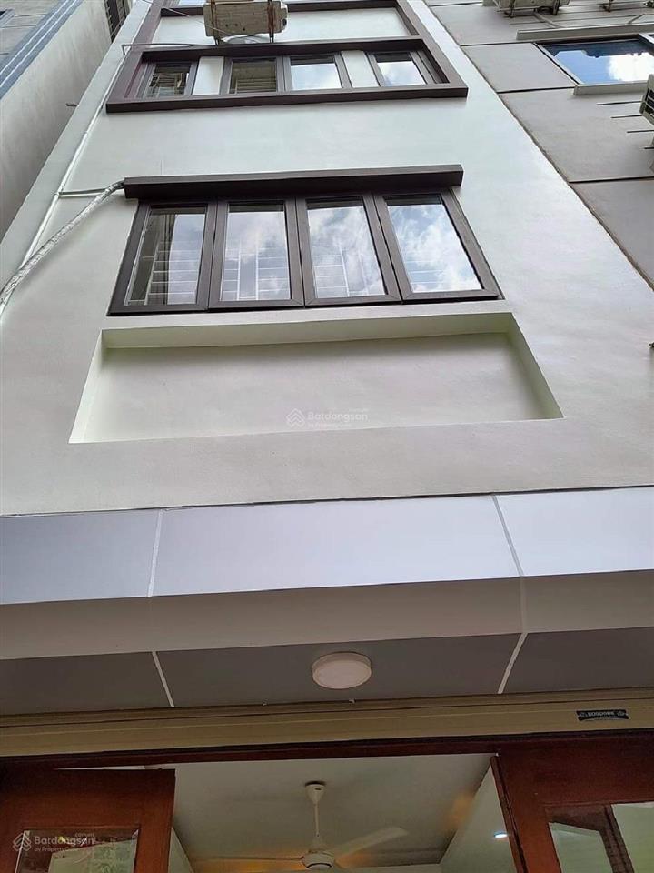 Bán nhà ngõ 196 cầu giấy, 32m2x5 tầng, ngõ thông. 9,8 tỷ. e 0982 851 ***