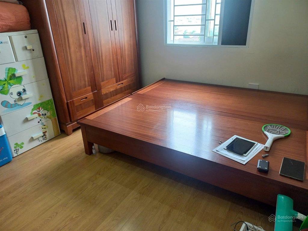 Bán căn hộ tập thể trường múa, mai dịch, 85m2, 3 ngủ, lô góc. 3.85 tỷ