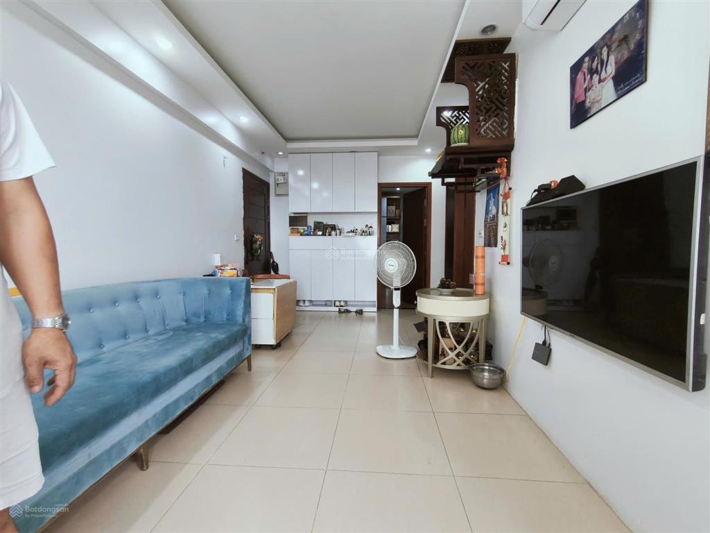 Bán căn hộ chung cư nam trung yên, 68m2, 2 ngủ, full nội thất. 4.65 tỷ