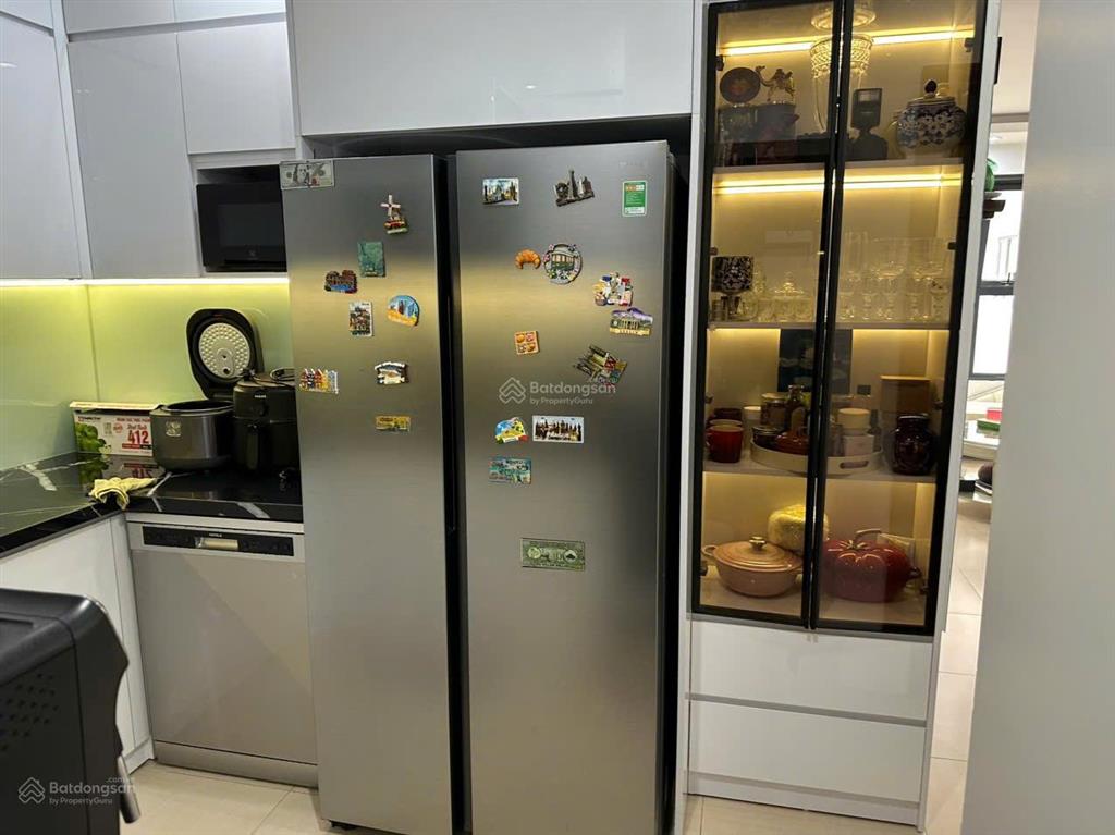 Bán căn hộ chung cư nam trung yên, 68m2, 2 ngủ, full nội thất. 4.65 tỷ
