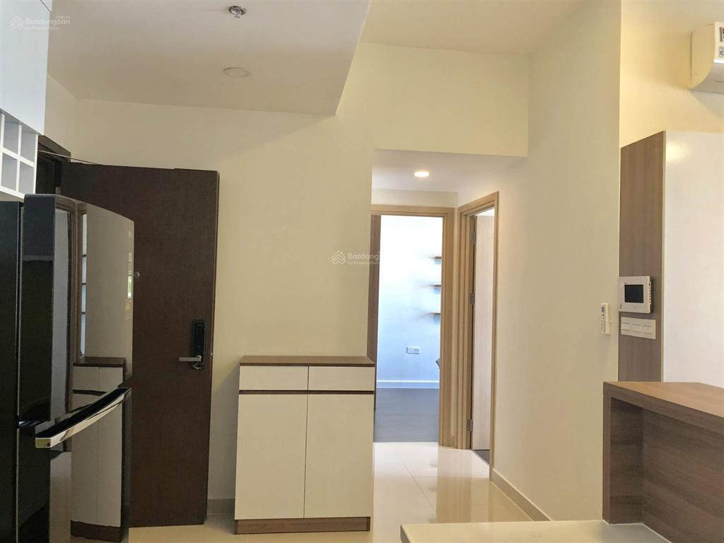 Cần cho thuê ch river gate (56 m2) full nội thất  tầng cao  giá 18 tr.  dung 0916 020 ***