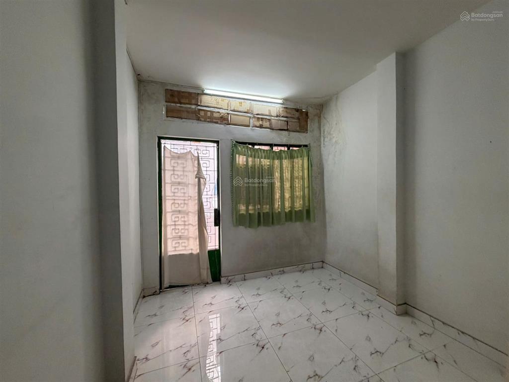 Chính chủ bán nhà tại cư xá đô thành, 1 trệt, 3 lầu giá 7,9 tỷ.  dung 0916 020 ***