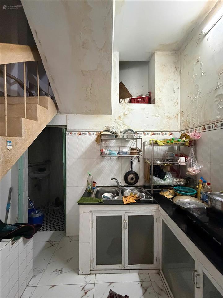 Chính chủ bán nhà tại cư xá đô thành, 1 trệt, 3 lầu giá 7,9 tỷ.  dung 0916 020 ***