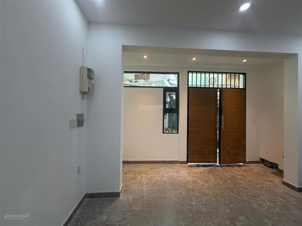 Chính chủ bán nhà riêng hẻm 100, lê quang định, 7,95 tỷ, 43,8 m2, 6pn, 6wc.  dung xem nhà