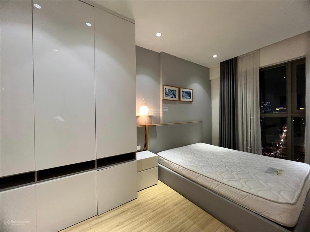 Bán ch millen 2 pn dt lớn view bitexco giá 8 tỷ cam kết giá rẻ nhất, căn hộ đang làm sổ hồng