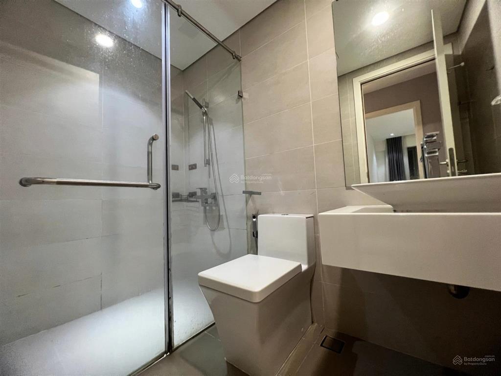 Bán ch millen 2 pn dt lớn view bitexco giá 8 tỷ cam kết giá rẻ nhất, căn hộ đang làm sổ hồng