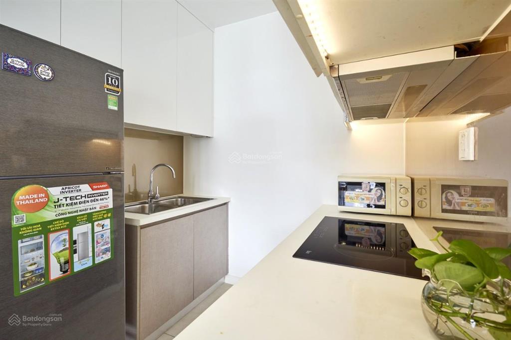 Bán ch millen 1 pn full nội thất giá 5,7 tỷ bgom 5% sổ hồng ( đang thu gom làm sổ hồng)