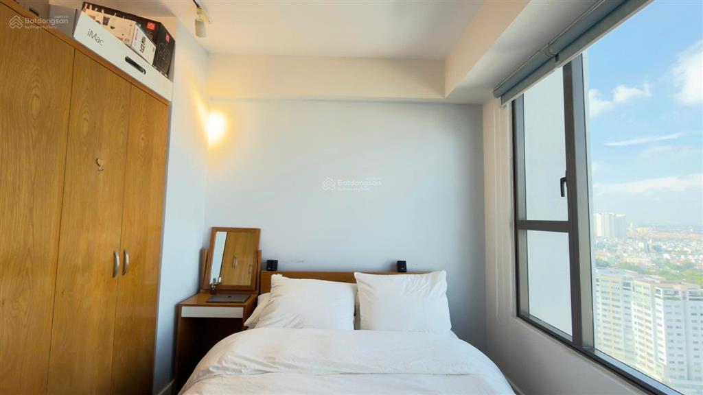 Cho thuê ch 2 pn, 1 wc river gate full nội thất  giá 18 tr, tầng cao.  dung 0916 020 *** xem nhà