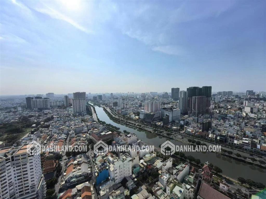 Bán ch river gate 3pn full nội thất  tầng cao giá 9 tỷ.  dung 0916 020 ***
