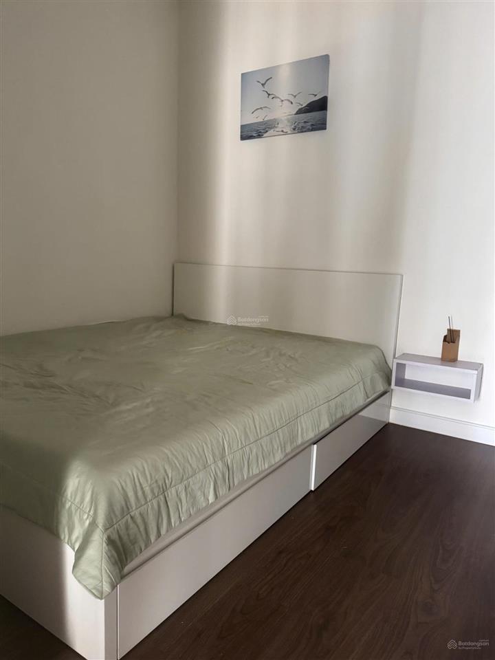 Bán saigon royal 2 pn, 1 wc full nội thất  giá 7 tỷ.  dung (danh land) đi xem nhà