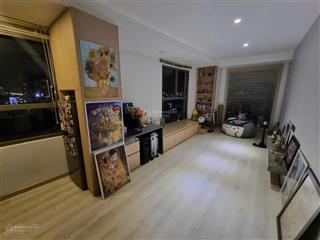 Bán saigon royal 1 pn, 1 wc  giá 5,2 tỷ đang có hđ thuê.  dung đi xem nhà