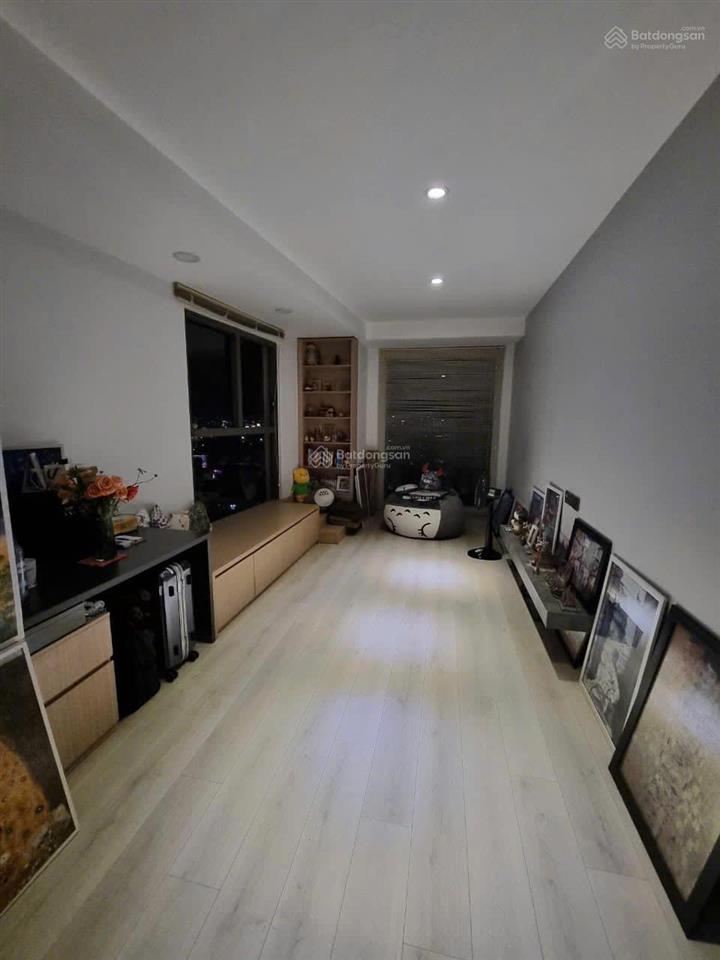 Bán saigon royal 1 pn, 1 wc  giá 5,2 tỷ đang có hđ thuê.  dung đi xem nhà