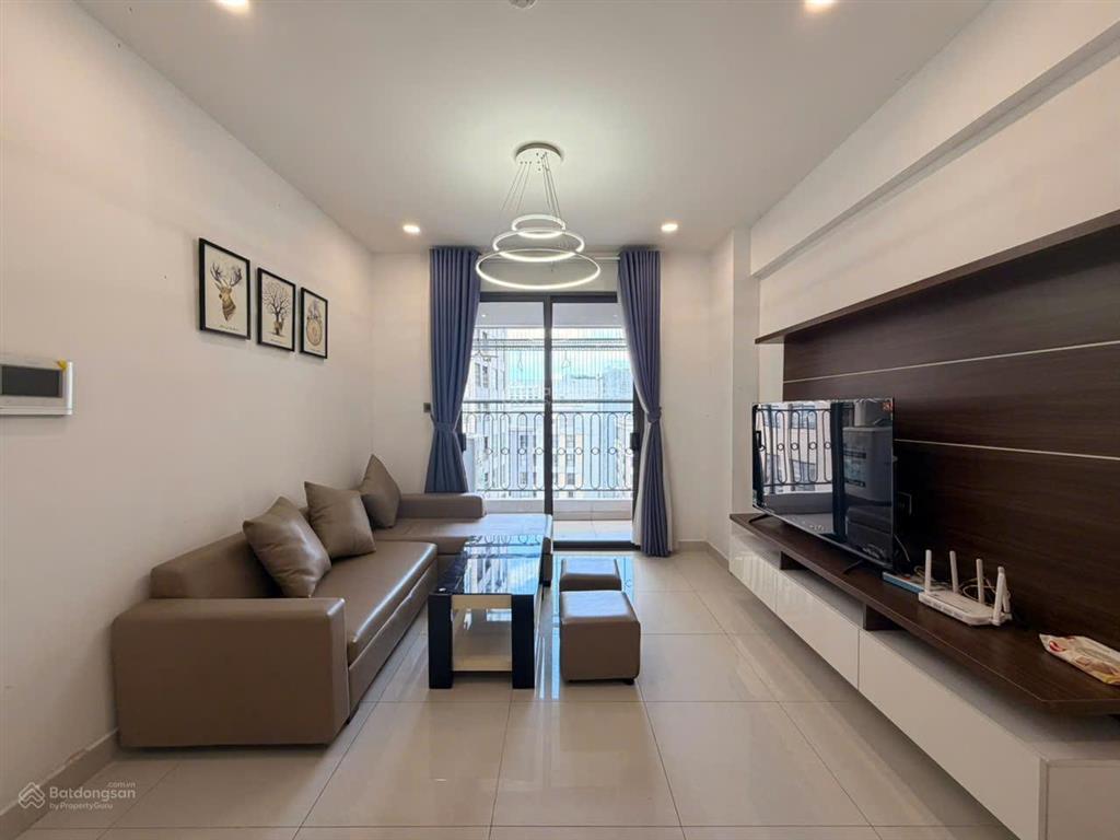 Cho thuê saigon royal 2 pn, 1 wc full nội thất  giá 19 tr.  dung (danh land) đi xem nhà