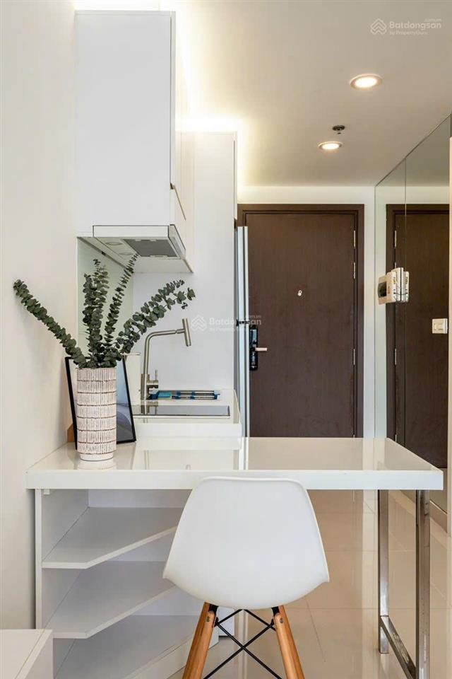 Cho thuê office tel river gate (26 m2) full nội thất  giá 14 tr/th  cho bnb.  dung 0916 020 ***