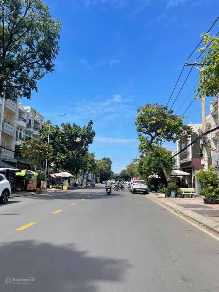 Lô đất hiếm khu dân cư bình lợi p13 6x21m chỉ 15 tỷ xây dựng hầm + 5tầng đường nhựa 8m view sông