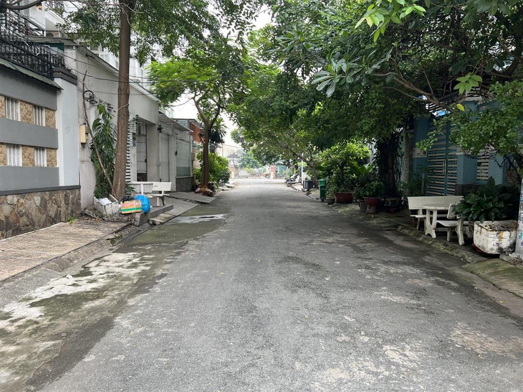 Lô đất hiếm khu dân cư bình lợi p13 6x21m chỉ 15 tỷ xây dựng hầm + 5tầng đường nhựa 8m view sông