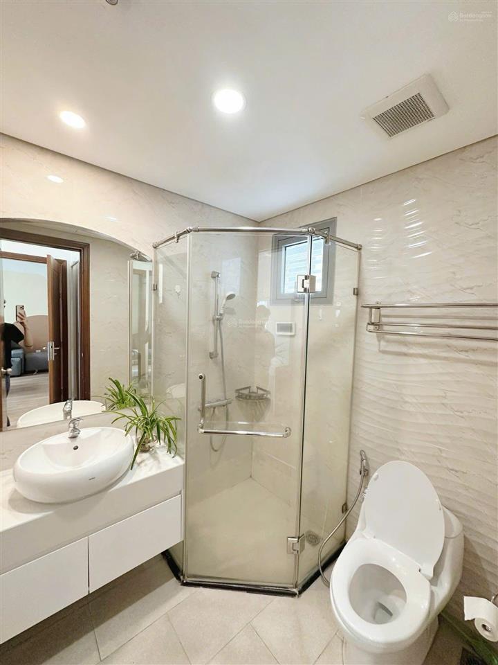 Bán cắt lỗ căn 2pn  75m2 tòa park 12 full, chỉ 8,950 tỷ rẻ nhất thị trường.  0944 537 ***