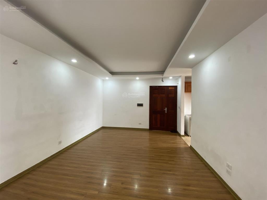 Bán căn 2pn  67m2 nhà nguyên bản, giá chỉ 5,5 tỷ.  0813 489 ***