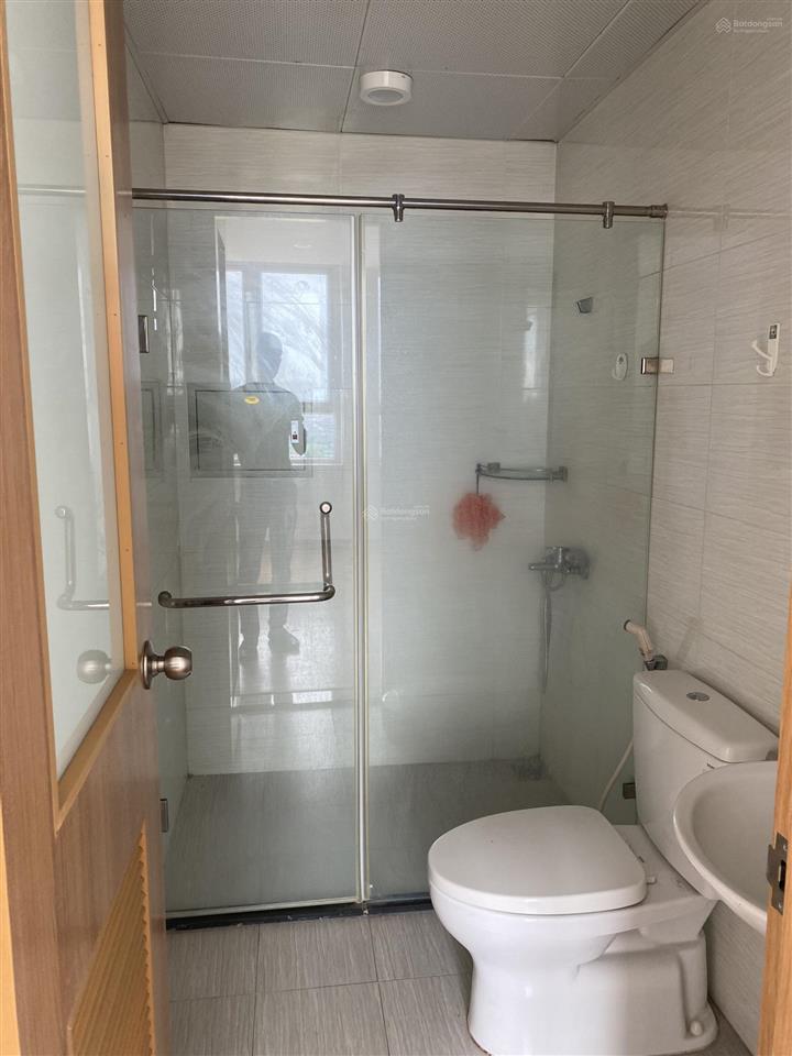 Bán căn 2pn  67m2 nhà nguyên bản, giá chỉ 5,5 tỷ.  0813 489 ***