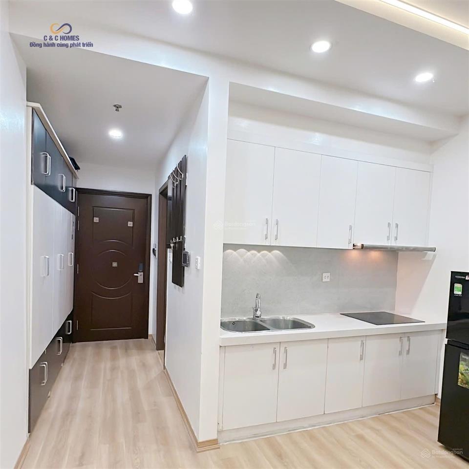 Bán gấp căn 1 ngủ toà t8 view nhạc nước, chỉ 5,650 tỷ, rẻ nhất thị trường.  0944 537 ***