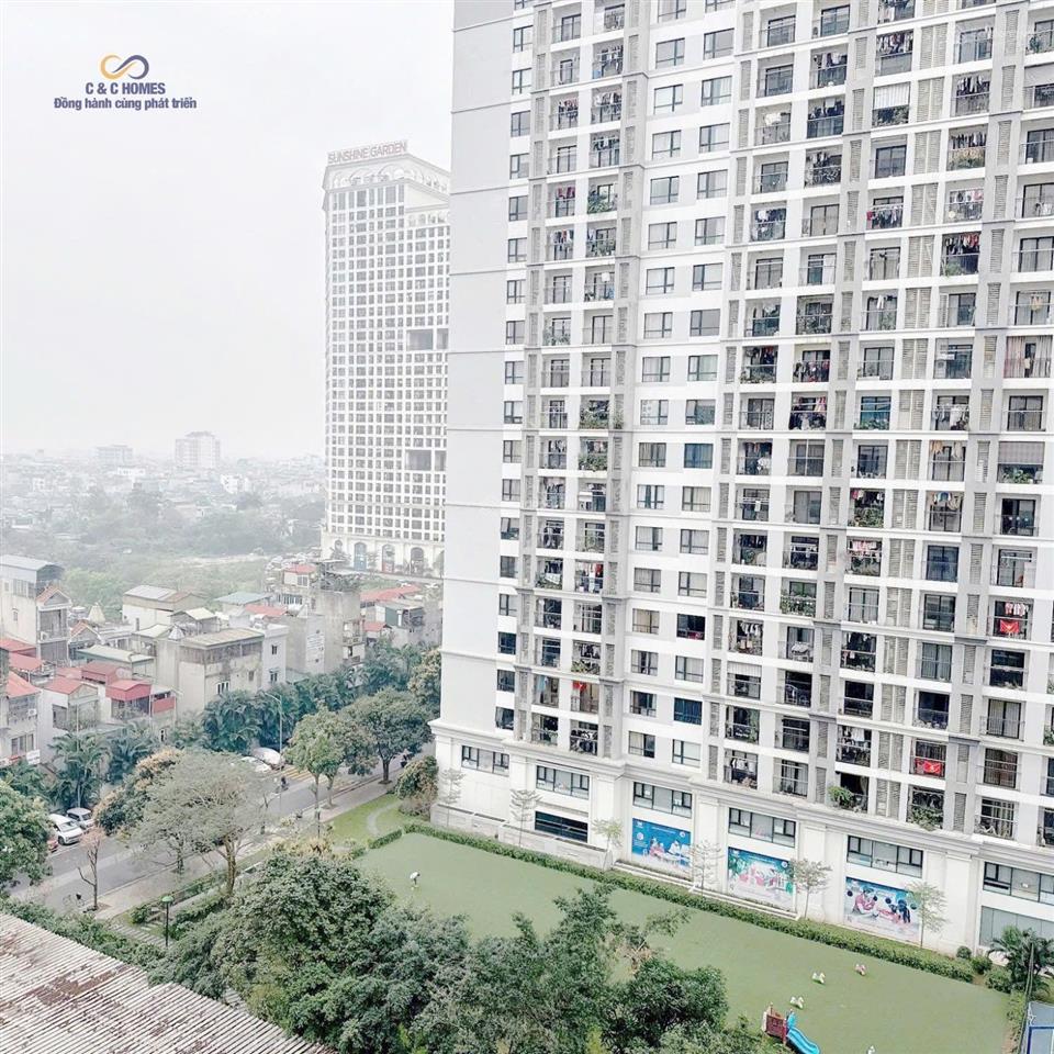 Bán gấp căn 2pn tòa t04, có lốt ôtô định danh, chỉ 9,6 tỷ, ban công nam thoáng mát.  0813 489 ***