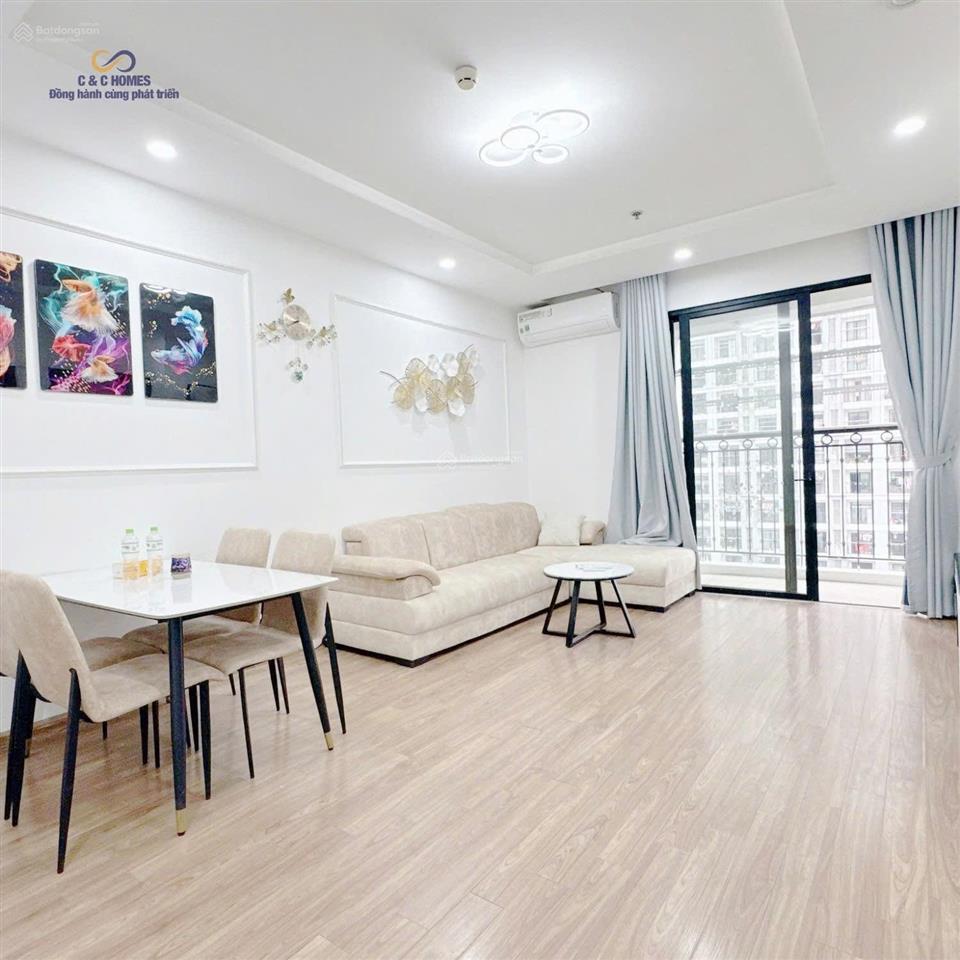 Bán gấp căn 2pn tòa t04, có lốt ôtô định danh, chỉ 9,6 tỷ, ban công nam thoáng mát.  0813 489 ***