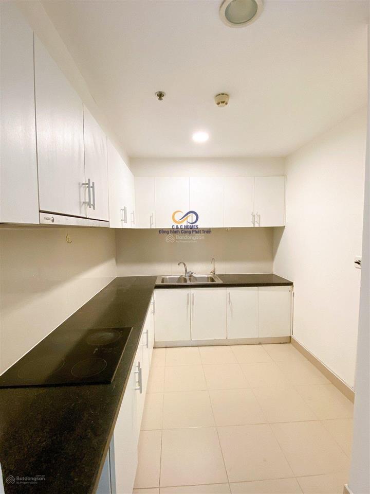 Bán căn á hậu 2pn sáng87m, có lốt oto, chỉ 10,8 tỷ rẻ nhất thị trường,  em tài 0813 489 ***