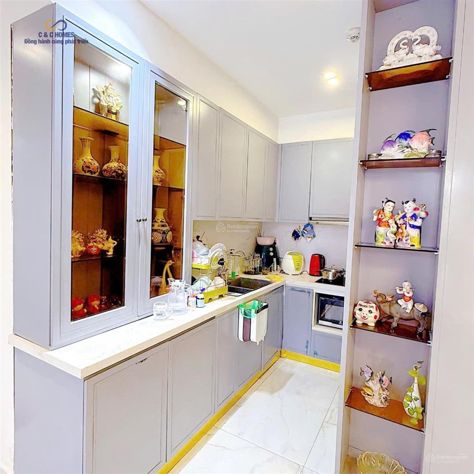 Bán gấp căn 2pn82m tòa park 2, ban công nam, chỉ 9 tỷ rẻ vô địch.  e 0944 537 ***