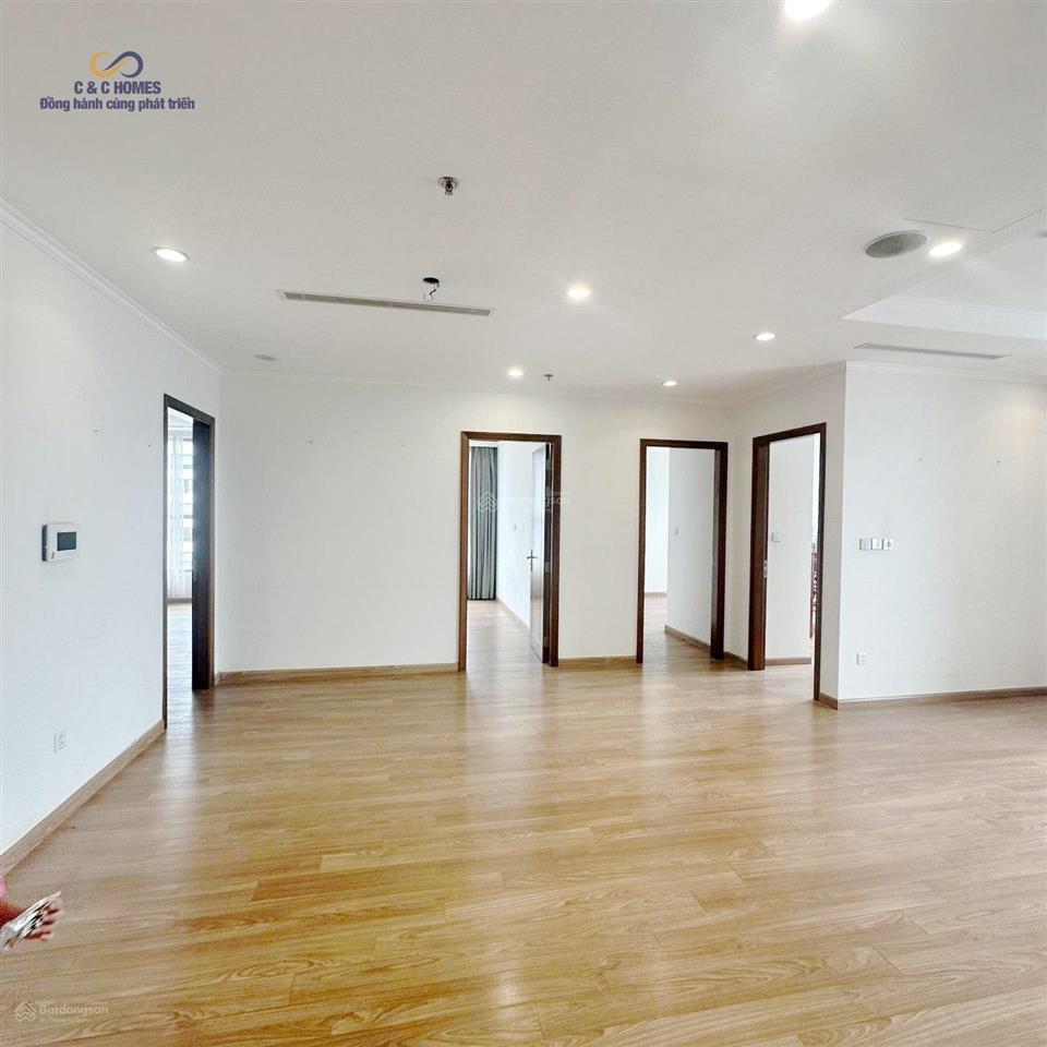 Chính chủ gửi bán 4pn góc 144m2 toà park 11, chỉ 19 tỷ.  0944 537 ***