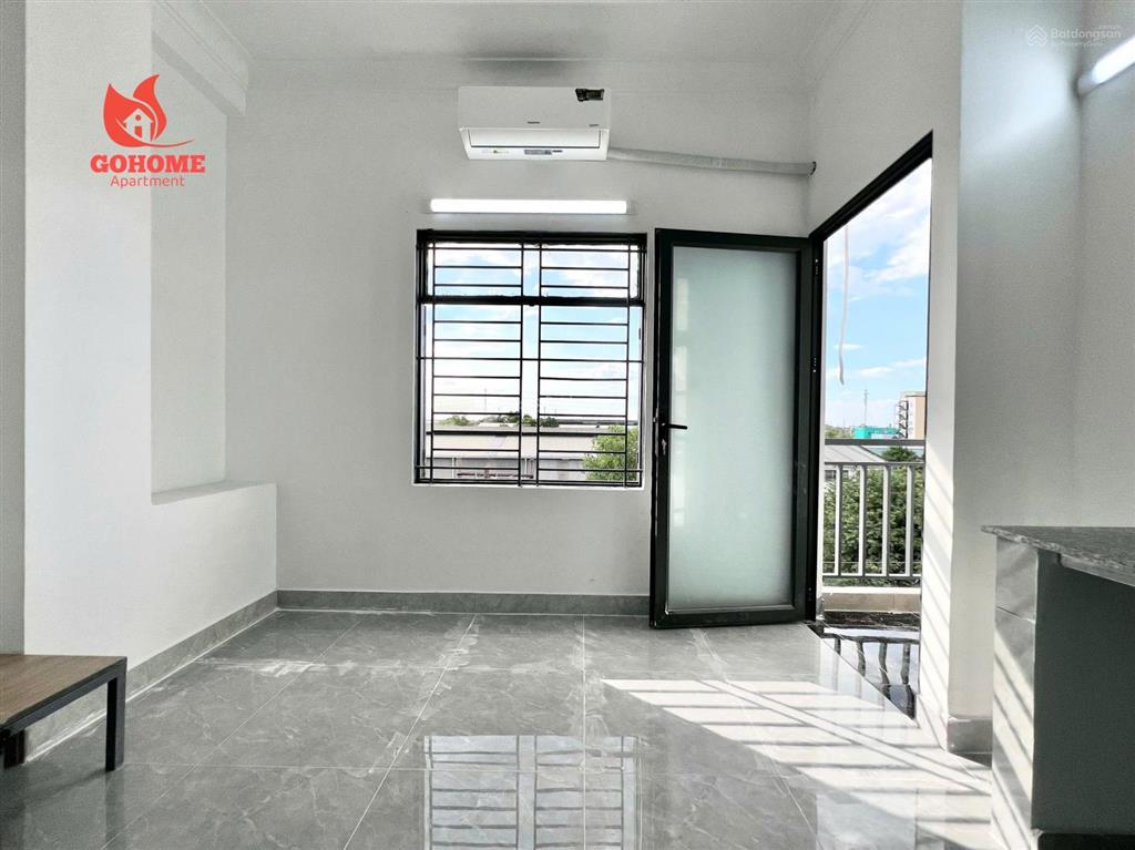 Căn hộ mới có ban công rộng  cầu tham lương