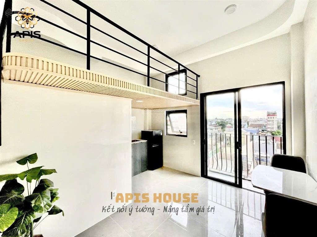 Gần công viên phần mềm mới khai trương, đầy đủ nội thất mới, ban công riêng