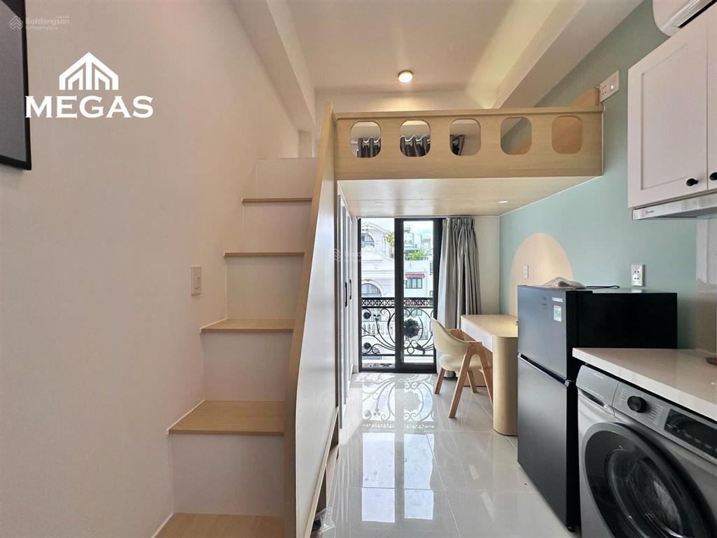Phòng mới xây có ban công view thoáng, full nội thất, nguyễn ảnh thủ