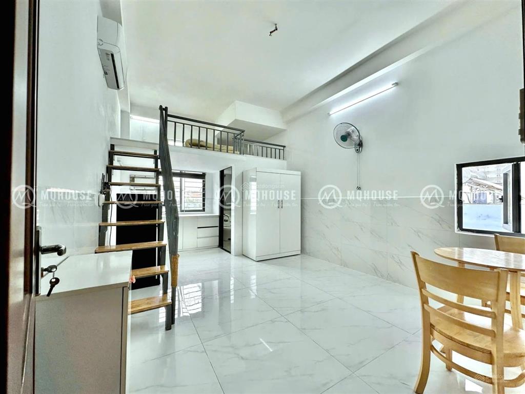 Phòng gác cao mới xây gần đại học nguyễn tất thành