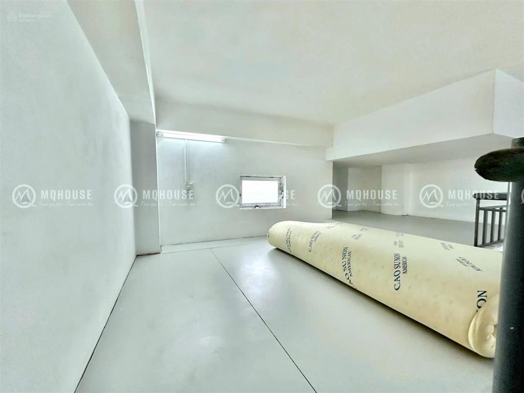 Phòng gác cao mới xây gần đại học nguyễn tất thành