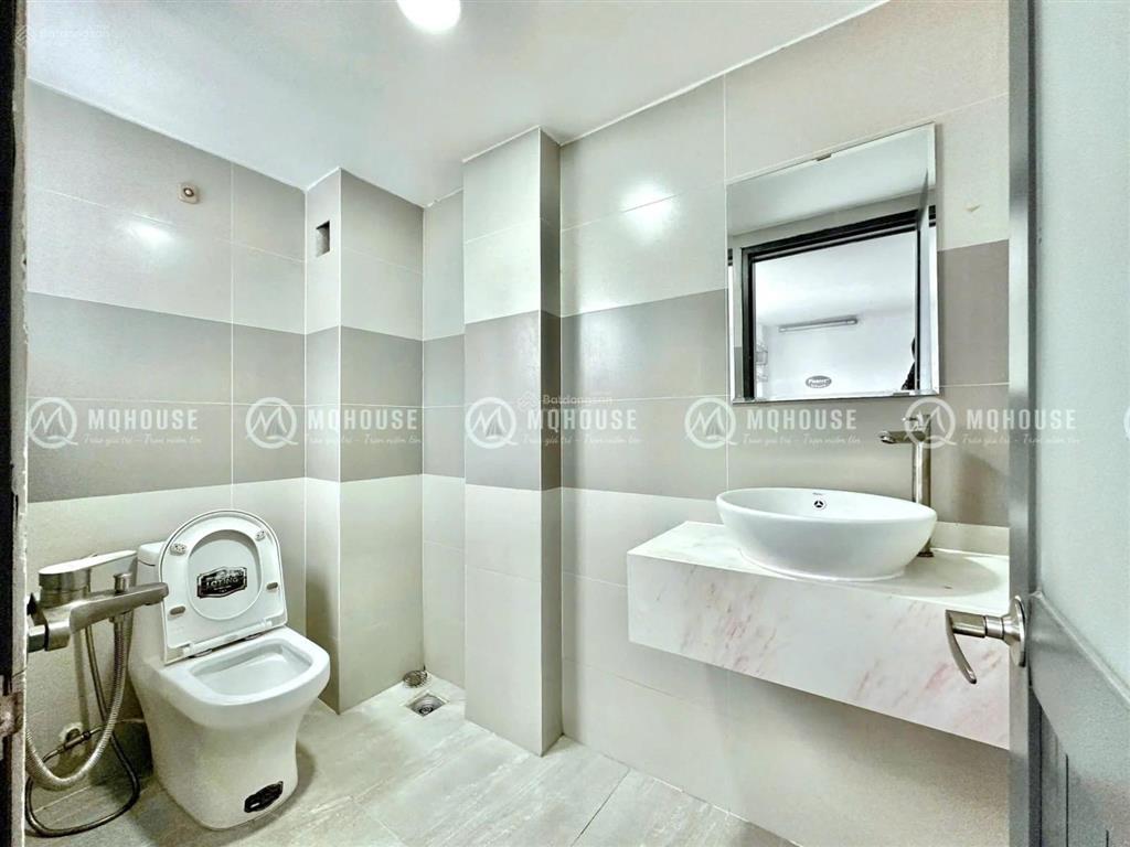 Phòng gác cao mới xây gần đại học nguyễn tất thành