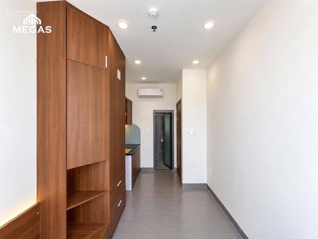 Nhà mới xây có cửa sổ trời  đầy đủ nội thất mới 100%  cạnh nhà máy bia