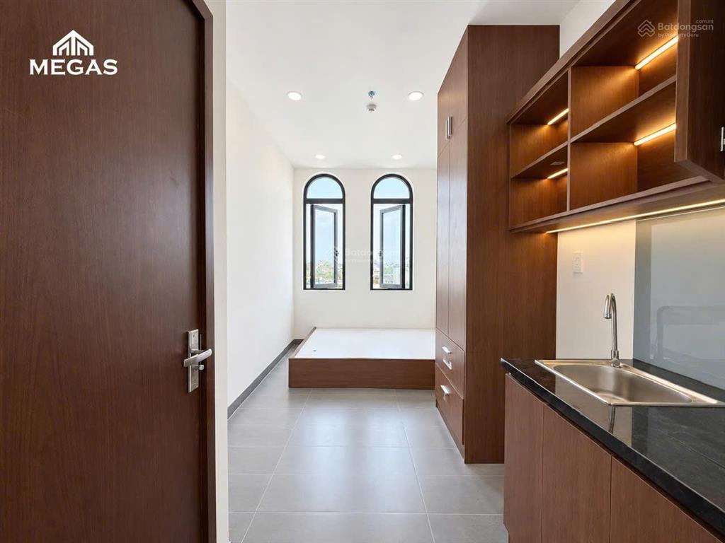 Nhà mới xây có cửa sổ trời  đầy đủ nội thất mới 100%  cạnh nhà máy bia
