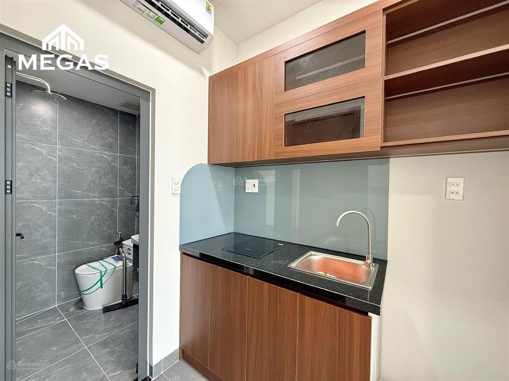 Nhà mới xây có cửa sổ trời  đầy đủ nội thất mới 100%  cạnh nhà máy bia