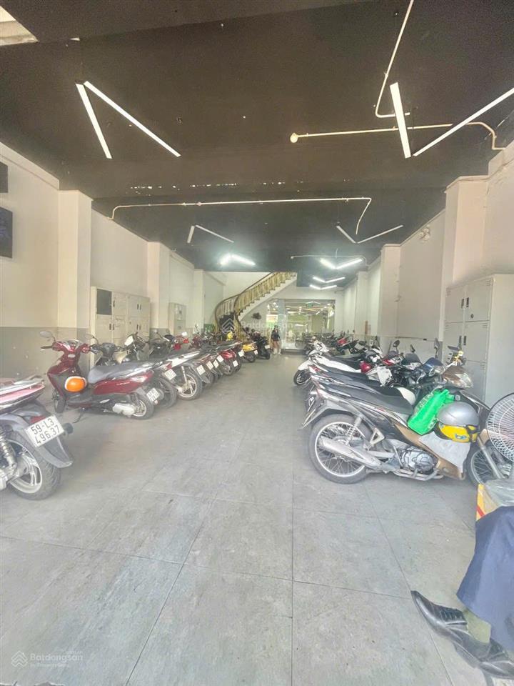 Bán tòa nhà mặt tiền khu vực nguyễn chí thanh, quận 5, giá 71 tỷ