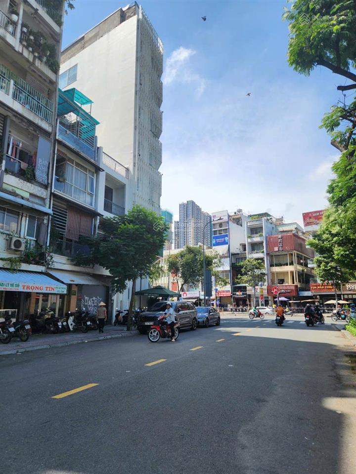 Bán nhà mặt tiền lê thị hồng gấm, bến thành 30 tỷ