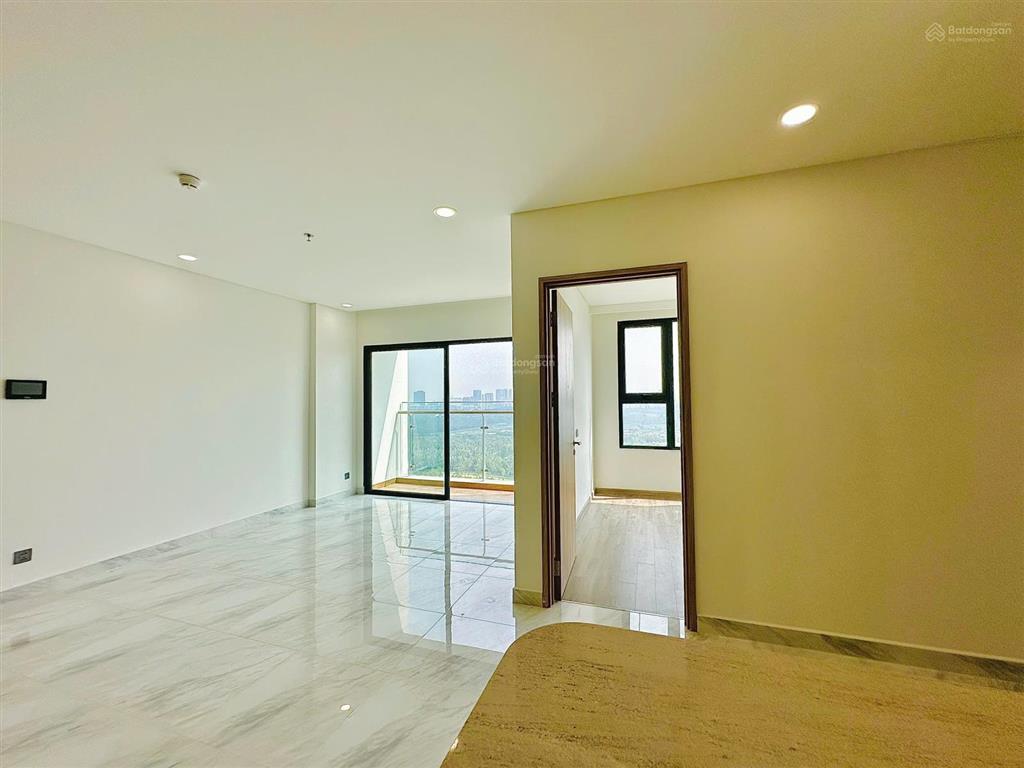 Cần bán gấp căn 75m2 giá bán 5 tỷ 200