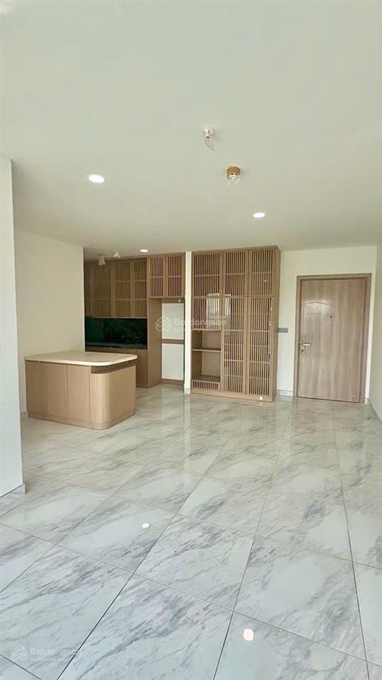 Cần bán gấp căn 75m2 giá bán 5 tỷ 200