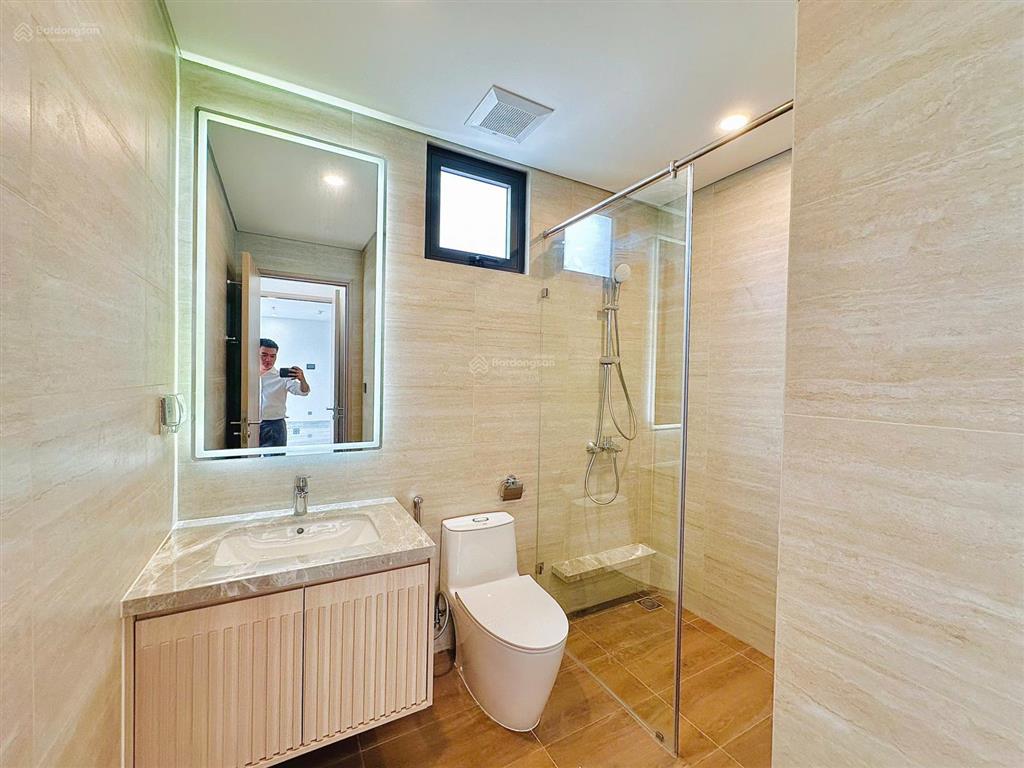 Cần bán gấp căn 75m2 giá bán 5 tỷ 200